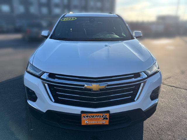 Used 2023 Chevrolet Traverse LT w/ Rear Camera Mirror Package AWD/4WD image 8