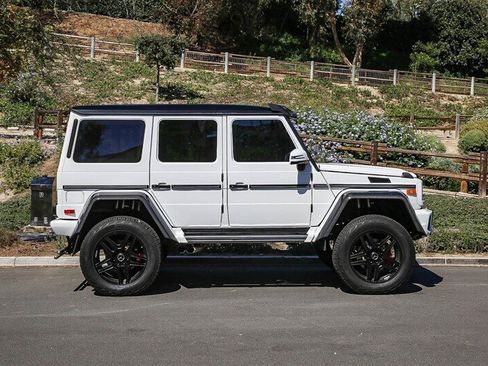 Used 2018 Mercedes-Benz G 550 Squared image 8