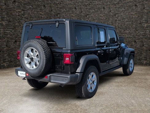 Used 2021 Jeep Wrangler Unlimited Sport image 7