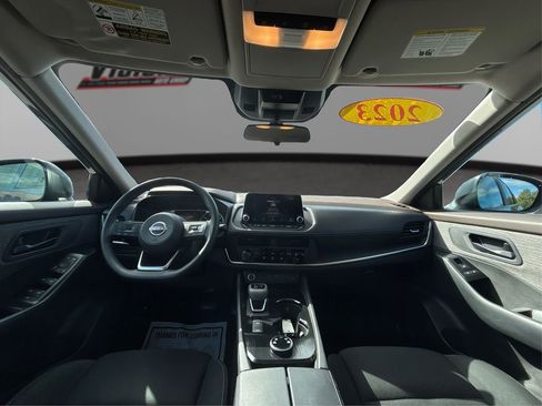 Used 2023 Nissan Rogue S AWD/4WD image 26