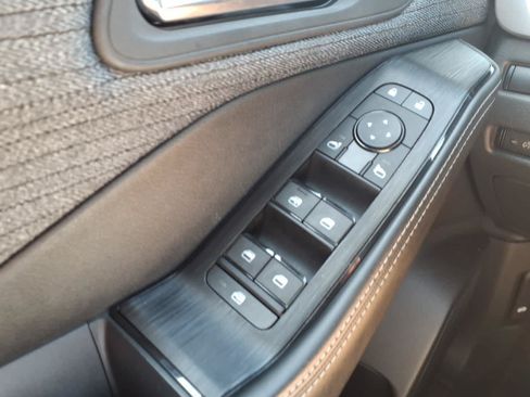 Certified 2023 Nissan Rogue SV AWD/4WD image 18