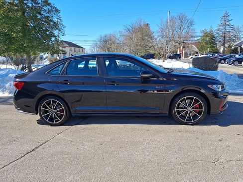 Used 2025 Volkswagen Jetta GLI Autobahn image 7