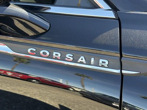 Used 2020 Lincoln Corsair Reserve AWD/4WD image 26