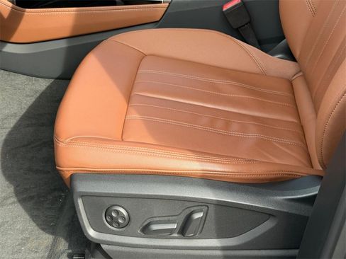 Used 2023 Audi Q5 2.0T Premium Plus w/ Premium Plus Package image 22