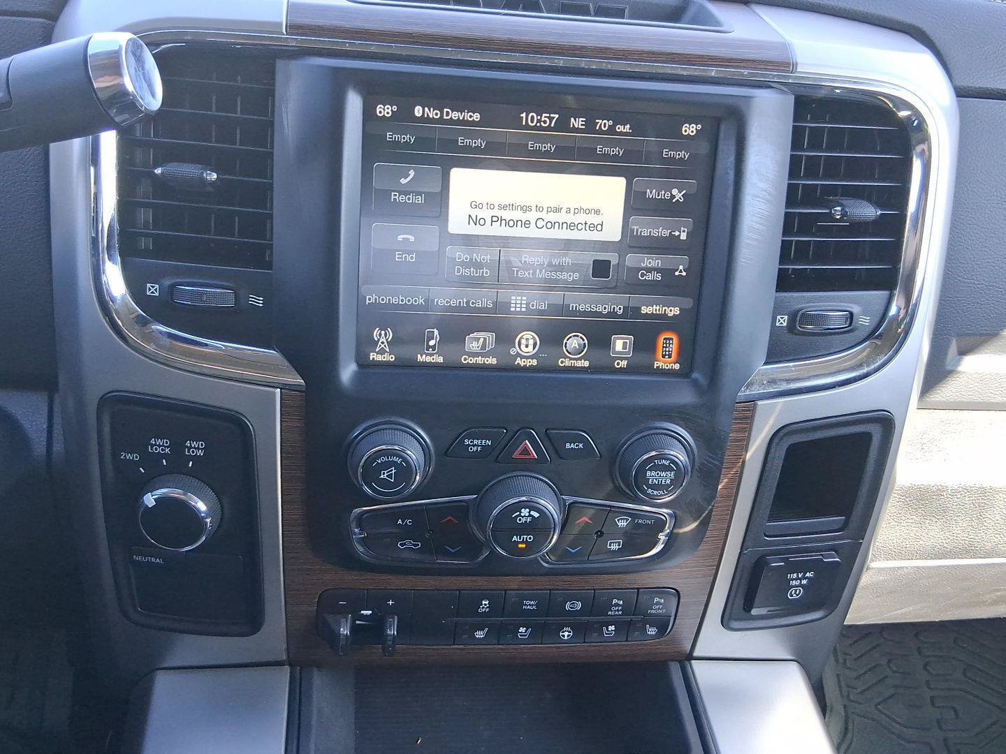 Used 2017 RAM 2500 Laramie AWD/4WD image 18