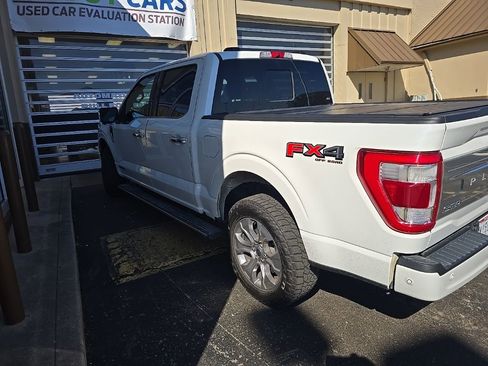 Used 2021 Ford F150 Platinum w/ Equipment Group 701A High image 3