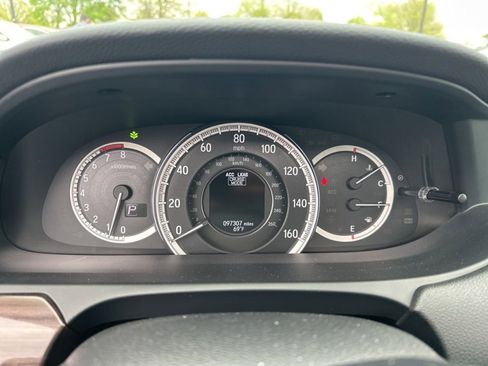 Used 2016 Honda Accord EX-L image 25