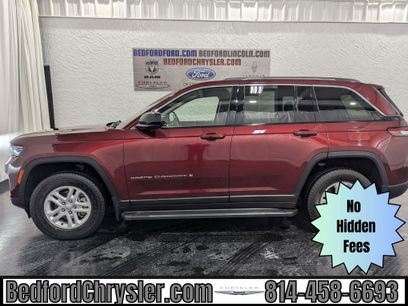 Used 2023 Jeep Grand Cherokee Laredo w/ Trailer Tow Prep Group (B)