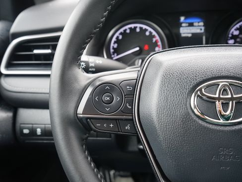 Used 2023 Toyota Camry SE image 26