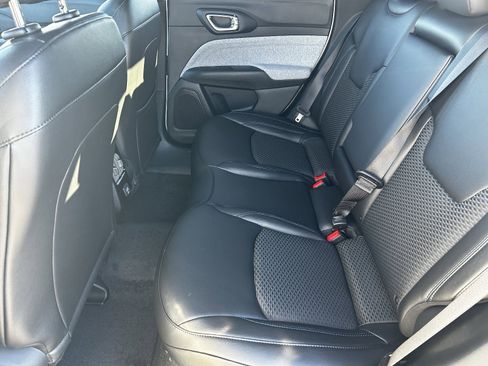 New 2026 Jeep Compass Latitude image 14