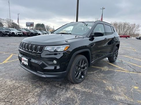 New 2026 Jeep Compass Latitude image 15