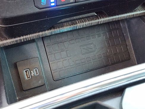 Used 2021 Ford F250 Lariat w/ Lariat Ultimate Package image 24