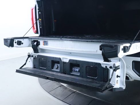 Used 2025 GMC Sierra 1500 AT4 w/ AT4 Premium Package image 16