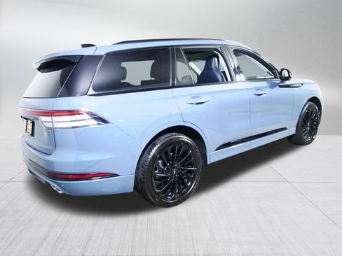 Used 2026 Lincoln Aviator Reserve AWD/4WD image 7