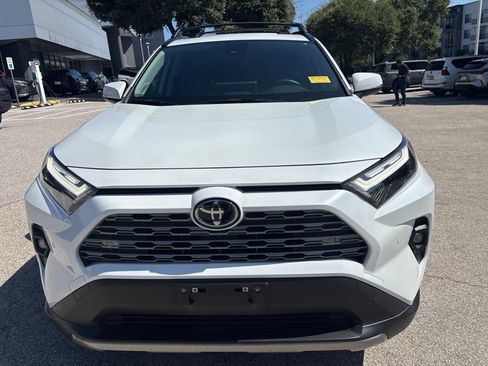 Used 2025 Toyota RAV4 Limited AWD/4WD image 8