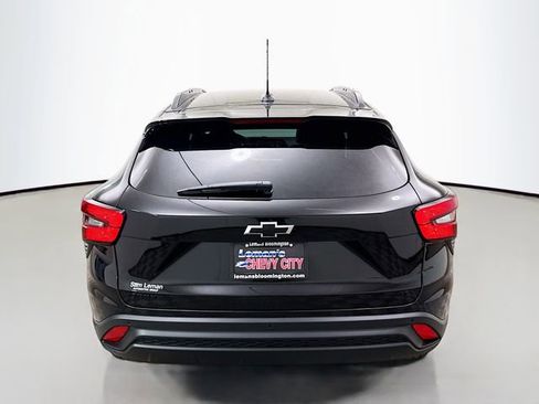 New 2026 Chevrolet Trax LT FWD image 7