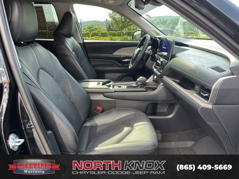 Used 2026 Toyota Grand Highlander AWD image 29