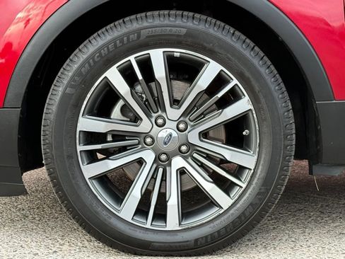 Used 2017 Ford Explorer Platinum AWD/4WD image 28