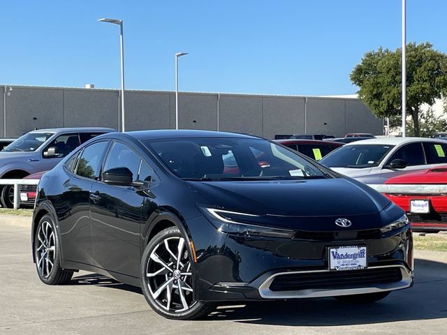 Used 2024 Toyota Prius Prime Premium w/ Advanced Technology Package FWD image 2
