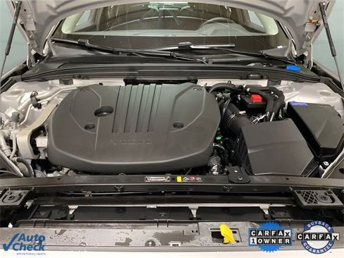 Used 2025 Volvo S60 B5 Core image 96