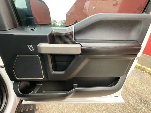 Used 2018 Ford F150 Raptor w/ Equipment Group 802A Luxury AWD/4WD image 27