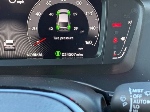 Used 2025 Acura Integra A-Spec FWD image 23