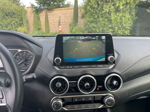 Used 2025 Nissan Sentra SV image 22