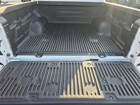 Used 2023 Nissan Frontier SV image 22