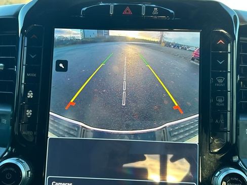 Used 2024 RAM 2500 Laramie image 28