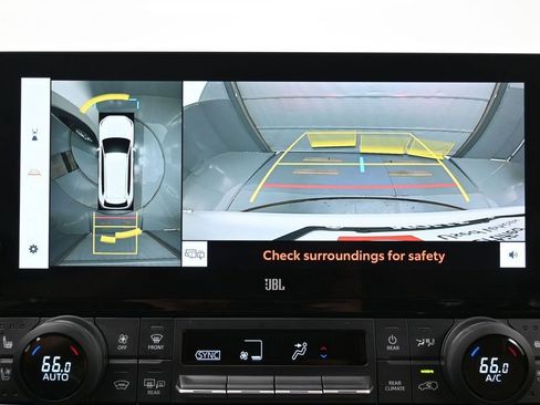Certified 2024 Toyota Grand Highlander AWD image 21