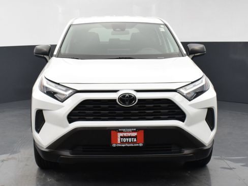 Used 2023 Toyota RAV4 LE image 7