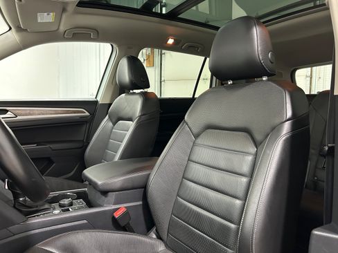 Used 2019 Volkswagen Atlas SEL Premium AWD/4WD image 25