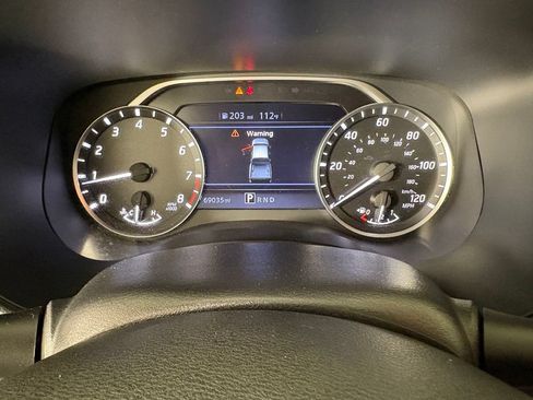 Used 2022 Nissan Frontier SV RWD image 25