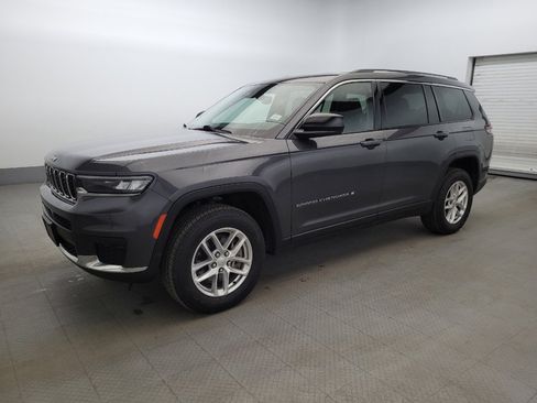 Used 2021 Jeep Grand Cherokee L Laredo w/ Luxury Tech Group I image 2
