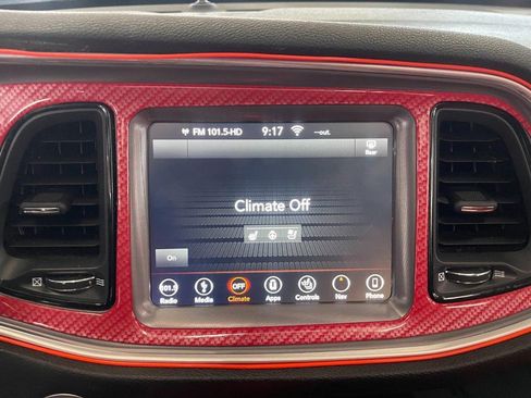 Used 2019 Dodge Challenger R/T w/ Plus Package image 31