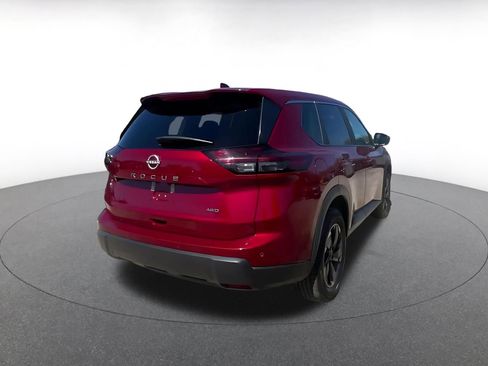 Used 2025 Nissan Rogue SV AWD/4WD image 14