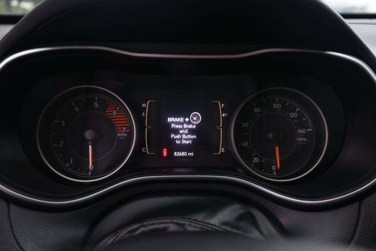 Used 2019 Jeep Cherokee Latitude Plus AWD/4WD image 26