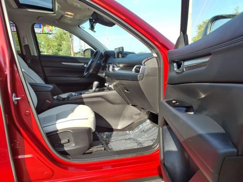 Used 2025 MAZDA CX-5 AWD 2.5 S w/ Preferred Package image 12