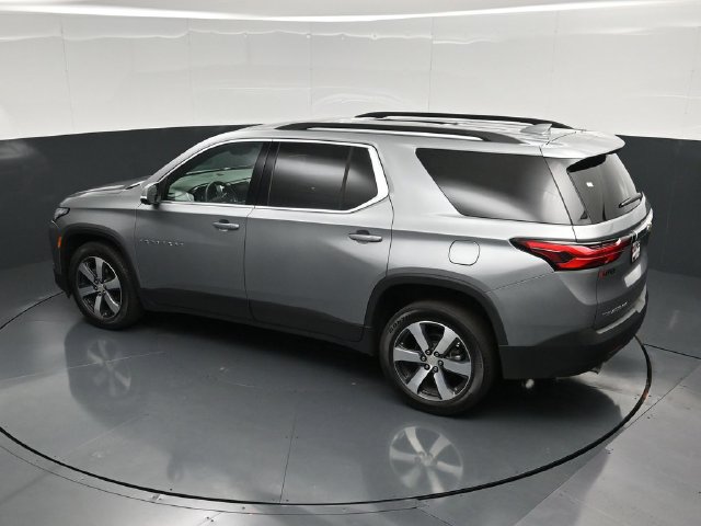 Used 2023 Chevrolet Traverse LT w/ LT Premium Package AWD/4WD image 58
