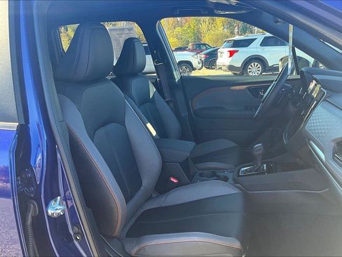 Used 2025 Subaru Forester Sport image 7