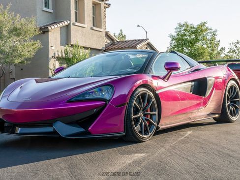 Used 2018 McLaren 570S Spider RWD image 14