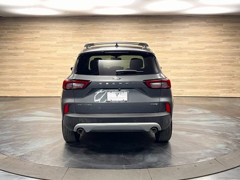 Used 2025 Ford Escape Active w/ Active Premium Tech Pack image 22