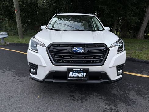 Certified 2023 Subaru Forester Premium AWD/4WD image 3