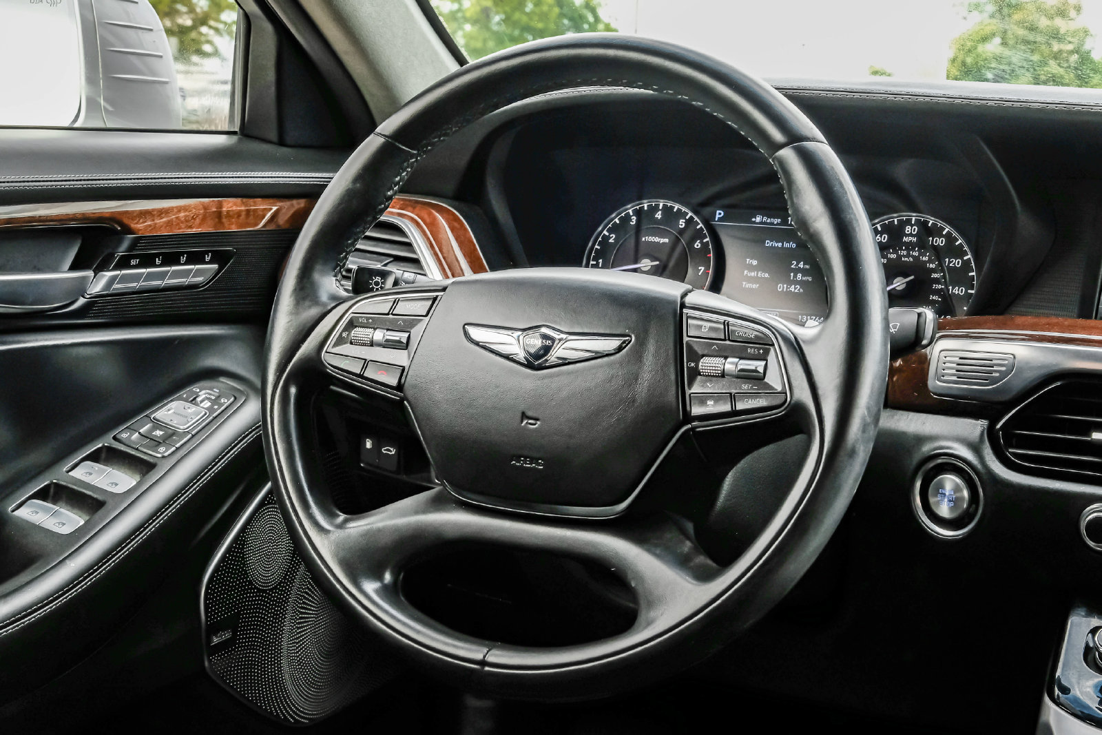 Used 2019 Genesis G90 5.0 Ultimate RWD image 14