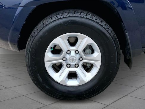 Used 2024 Toyota 4Runner SR5 image 10