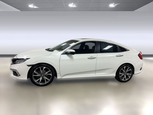 Used 2021 Honda Civic Touring image 2
