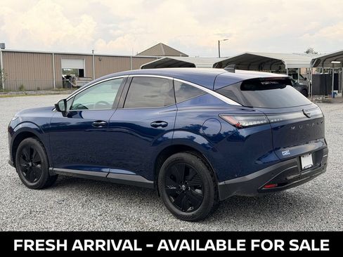 Used 2025 Nissan Murano SV FWD image 4