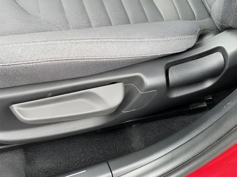 Used 2025 Kia K4 EX image 24