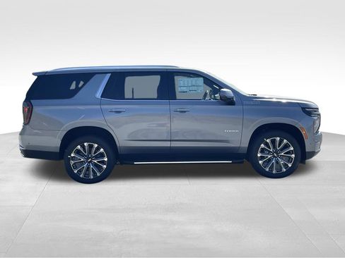New 2026 Chevrolet Tahoe High Country w/ Sun And Tow Package AWD/4WD image 2