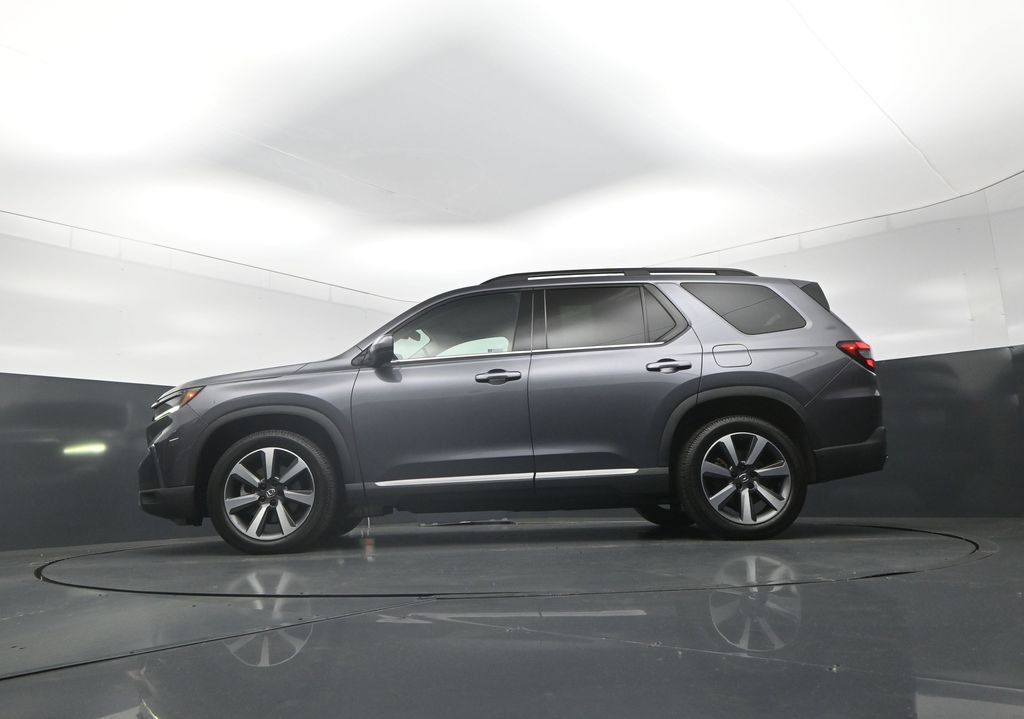 Used 2023 Honda Pilot Elite image 35